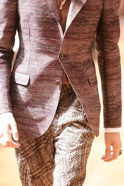 Look 89